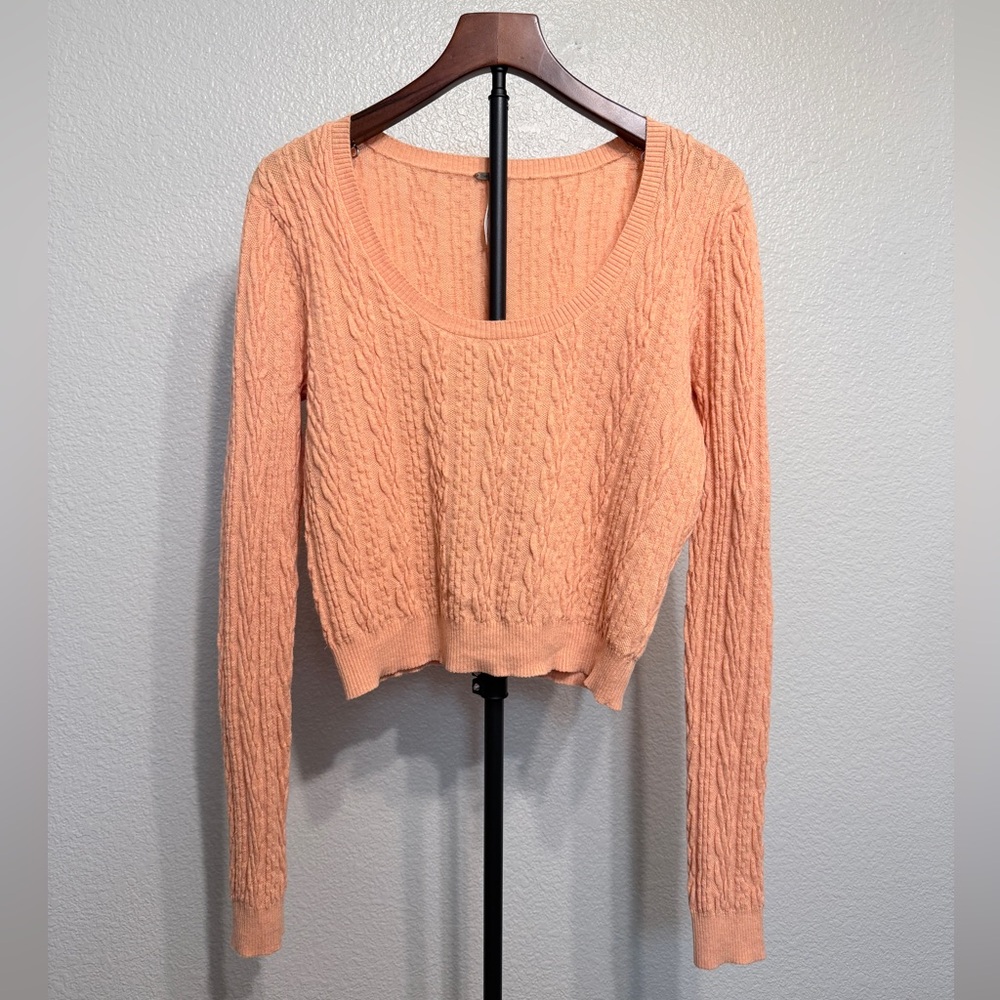 Free People Cropped Peach Scoop Neck Cable Knit Cotton/Wool Sweater - Women’s L